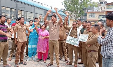 एचआरटीसी ने निगम ने 22 जुलाई तक परिचालक संघ की मांगे नहीं मानी तो होगा काम छोड़ो हड़ताल