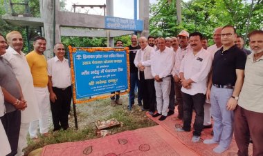 विधायक नरेन्द्र ठाकुर ने किया पेयजल टैंक का शिलान्यास 10 लाख रुपये से होगा निर्माण