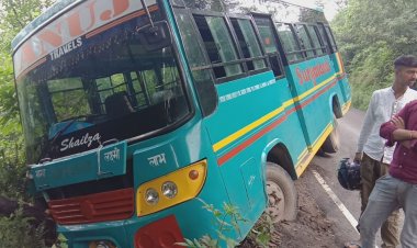 बस्सी  में निजी बस लुढ़की बाल बाल बची सवारियां