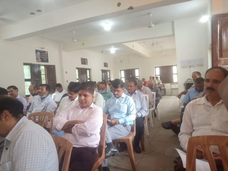 अमृत महोत्सव पर प्रदर्शनियां लगाएंगे शिक्षक 