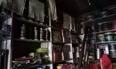 बड़सर के जमली में हार्डवेयर की दुकान में शॉट सर्किट से लगी आग
