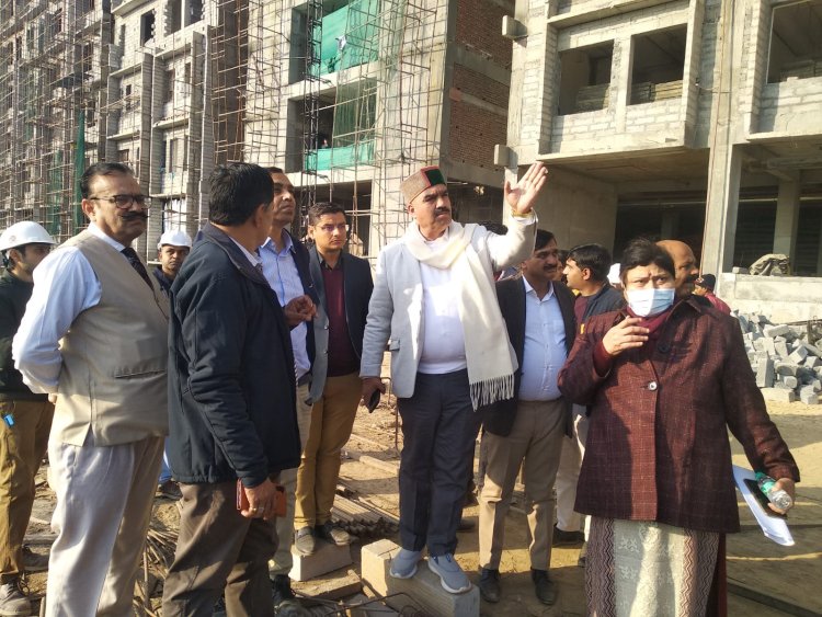 तय सीमा अवधि में पूरा हो मेडिकल कालेज का कार्य : इंद्र दत्त लखनपाल
