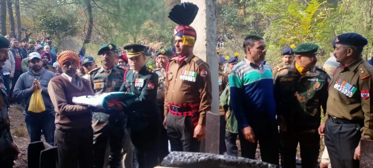 शहीद अमित शर्मा का राजकीय सम्मान के साथ हुआ अंतिम संस्कार