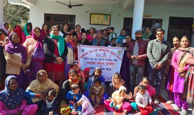 ग्राम पंचायत बजूरी में महिलाओं को किया जागरुक