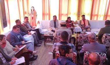 विधायक इंद्र दत्त लखनपाल और डीसी ने की चैत्र मेले की तैयारियों की समीक्षा