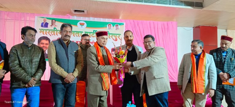 एक देने वाली और दूसरी केवल छीनने वाली भाजपा और कांग्रेस सरकार में है बहुत अंतर: धूमल