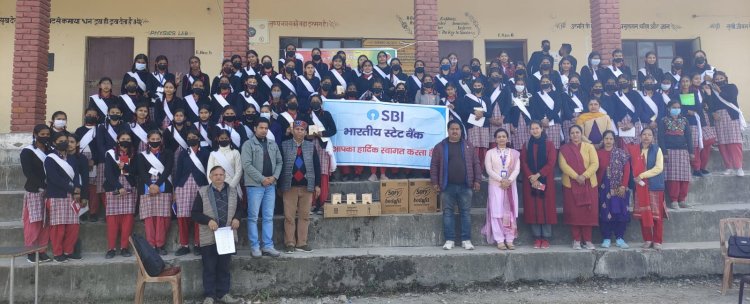 कोट स्कूल में मासिक धर्म स्वच्छता, तनाव प्रबंधन तथा एनीमिया से बचाव के टिप्स दिए