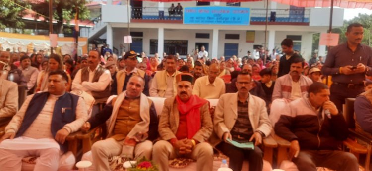बच्चों की ओवरऑल फिटनेस पर विशेष बल दें शिक्षक : इंद्र दत्त लखनपाल