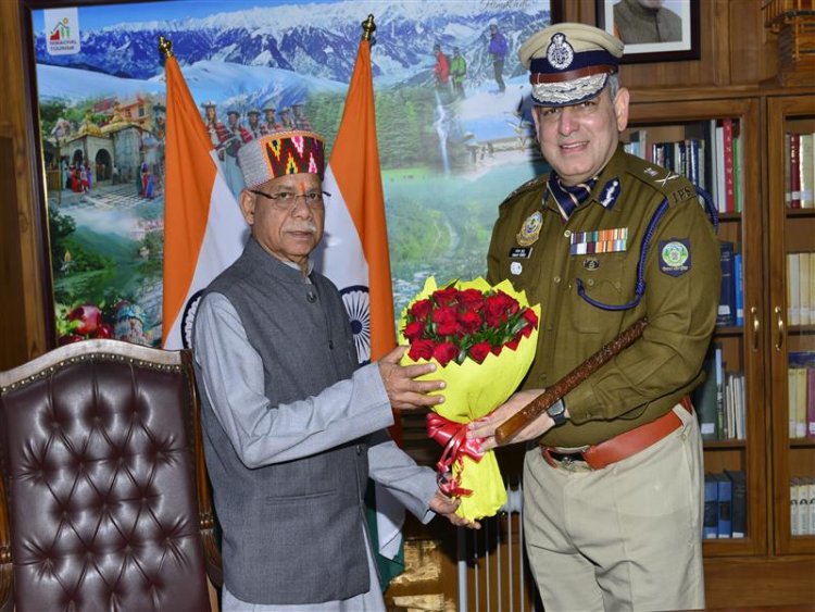 देवभूमि को अपराधमुक्त करेगी पुलिस, राज्यपाल से भेंट के दौरान पुलिस महानिदेशक ने साझा किए विचार