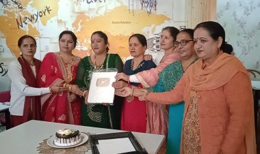 यूट्यूब पर धूम मचा रही उपमंडल बड़सर की वैष्णो कीर्तन मंडली को मिला सिल्वर बटन