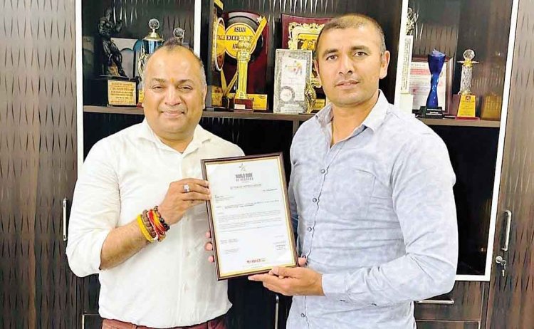 वल्र्ड बुक ऑफ रिकॉर्ड यूके ने नवाजे अजय ठाकुर, अकादमी खोलने में भी करेंगे मदद