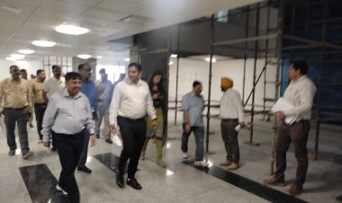 उपायुक्त ने की मेडिकल कॉलेज के कार्य की प्रगति की समीक्षा