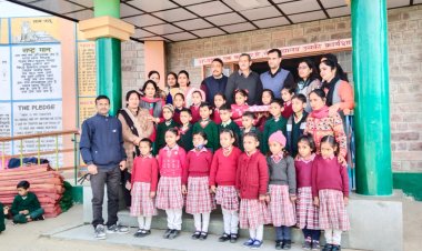 स्कूल में 35 गांवों के 367 नौनिहाल ग्रहण कर रहे हैं आधुनिक शिक्षा