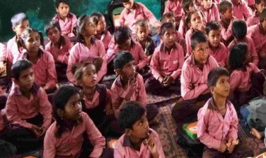 चार प्राइमरी स्कूल हुए बंद , एक सेकेंडरी स्कूल में छात्रों की कम हुई संख्या