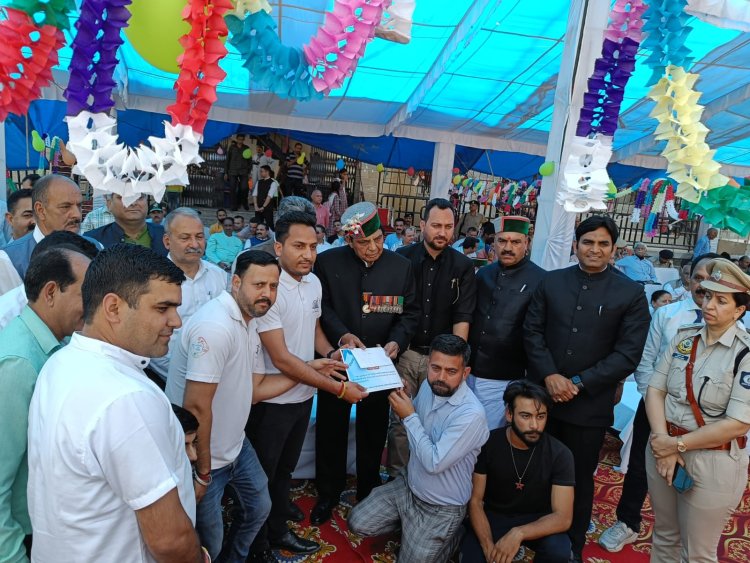 युवा कला मंडल भयाड़ को जिला स्तरीय उत्कृष्ठ यूथ क्लब अवार्ड 21 हजार रूपये पुरस्कार राशि से नवाजा