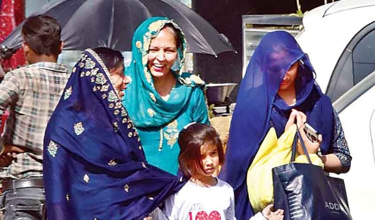 अप्रैल महीने में ही पारा 40 पार; बारिश के अलर्ट के बीच हिमाचल पसीना-पसीना, ऊना सबसे गर्म