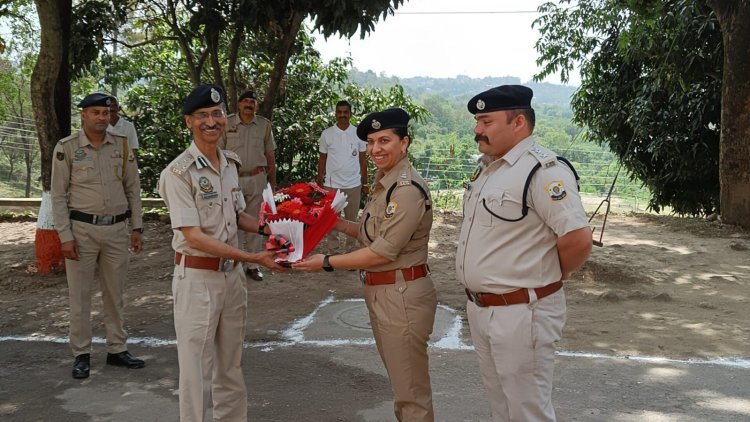 जिलों की पुलिस को नशे के खिलाफ कड़ी नकेल कसने के निर्देश