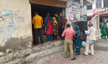 विभाग किसानों को सबसिडी पर दे रहा बीज