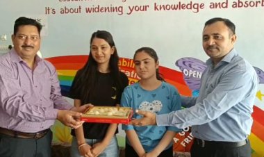 हिमाचल प्रदेश स्कूल शिक्षा बोर्ड के जमा दो के परीक्षा परिणामो में न्यू गुरुकुल स्कूल के कला संकाय की दो छात्राओं ने मेरिट में बनाया स्थान