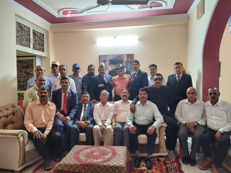 पूर्व सैनिकों ने समारोह का किया आयोजन