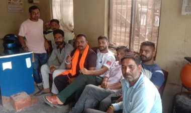 भोरंज व घुमारवीं के विभिन्न कस्वों में हुई शिवसेना हिंद की बैठक,अप्रवासियों पर कार्यवाही करने कि की मांग।