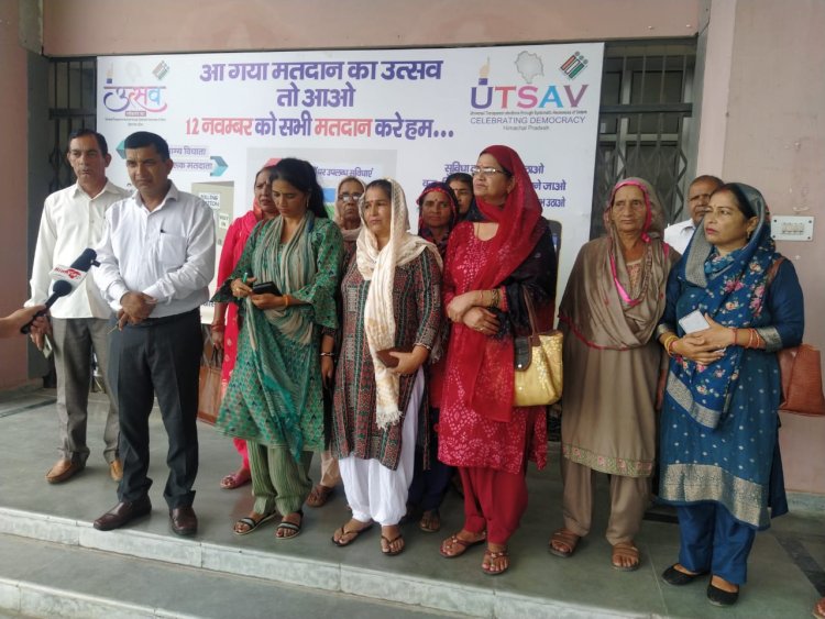 हैप्पी क्लब धमरोल के अध्यक्ष के खिलाफ एफआईआर दर्ज करने की एसडीएम भोरंज से मांग।