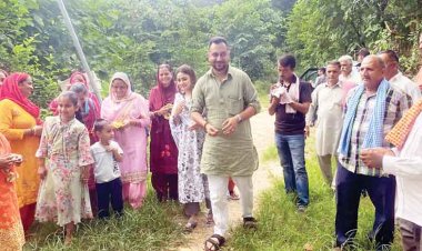 विधायक ने तलासी कला-तलासी खुर्द में सुनी समस्याएं