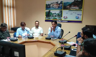 एनडीएमए की टीम ने ली नुक्सान की रिपोर्ट, प्रभावितों से की बात नुक्सान का डाटा तुरंत अपलोड करें विभागीय अधिकारी: हेमराज बैरवा