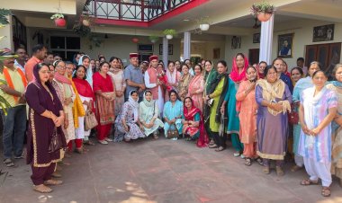 धूमल बोले महिलाओं को 33% आरक्षण मिलना गर्व की बात,  केंद्र की मोदी सरकार ने लिया ऐतिहासिक फैसला।