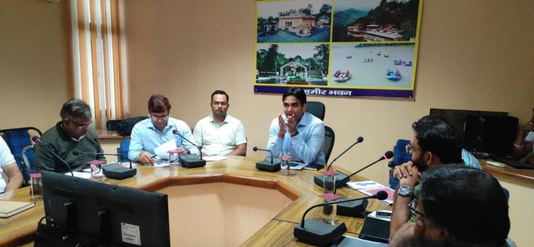 एनडीएमए की टीम ने ली नुक्सान की रिपोर्ट, प्रभावितों से की बात नुक्सान का डाटा तुरंत अपलोड करें विभागीय अधिकारी: हेमराज बैरवा