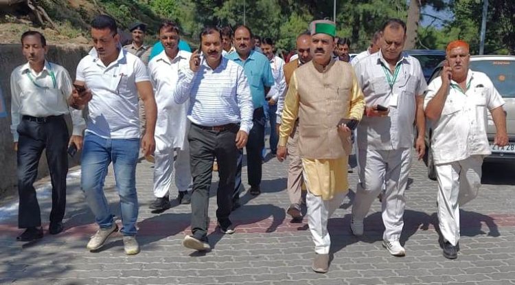 दियोटसिद्ध में श्रद्धालुओं को मिलेंगी बेहतरीन सुविधाएं: इंद्र दत्त लखनपाल