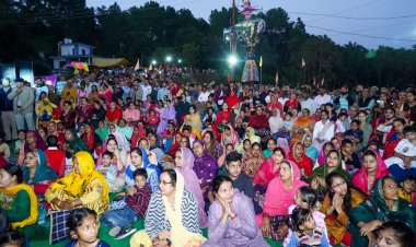 केंद्रीय मंत्री ने कहा की बुराई पर अच्छाई की विजय के प्रतीक विजयदशमी पर्व पर वह समस्त देशवासियों को बधाई और शुभकामनाएं देते हैं