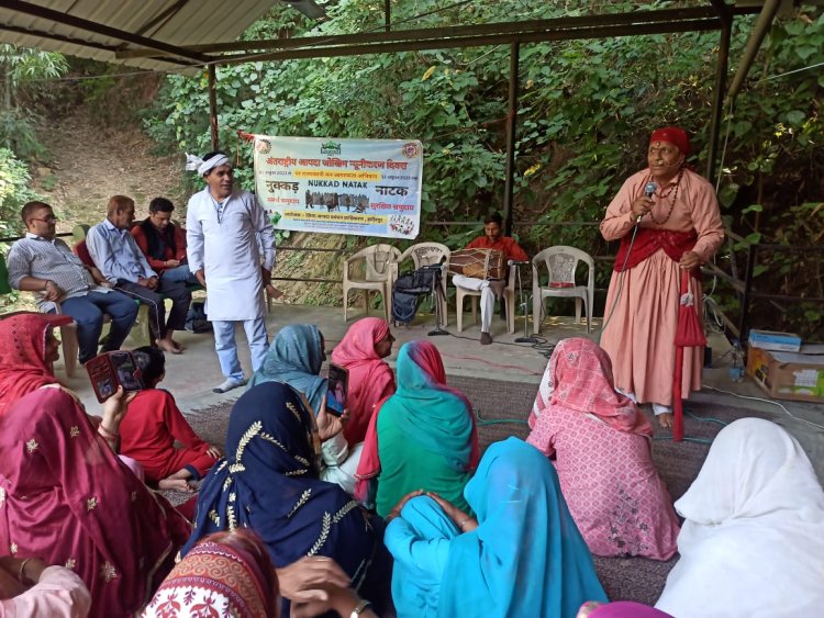 लोक कलाकारों ने समझाए आपदा से बचाव के उपाय