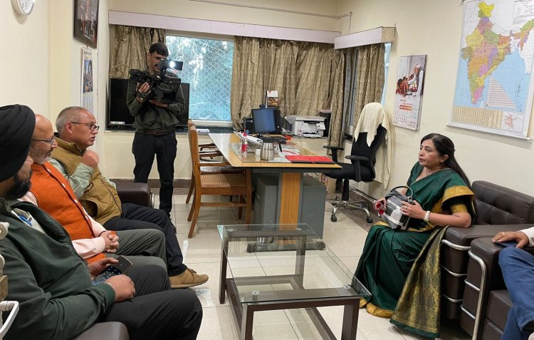 सूचना एवं प्रसारण मंत्रालय की निदेशक मीनू बत्रा ने स्वच्छता विशेष अभियान 3.0 का निरीक्षण किया