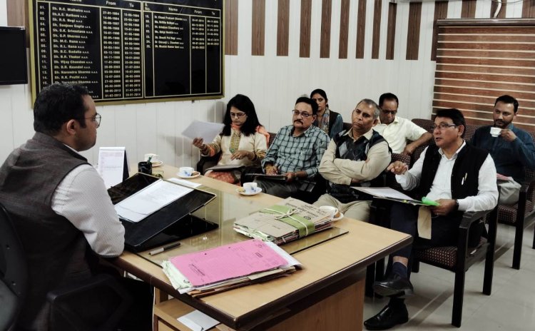 उपमंडल स्तरीय समिति ने सफाई कर्मचारियों के मुद्दों पर की चर्चा