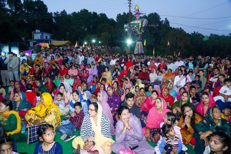 केंद्रीय मंत्री ने कहा की बुराई पर अच्छाई की विजय के प्रतीक विजयदशमी पर्व पर वह समस्त देशवासियों को बधाई और शुभकामनाएं देते हैं