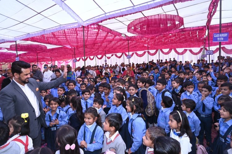 कांग्रेस ने गरीबों के साथ अत्याचार के सारे रिकार्ड तोड़े: अनुराग ठाकुर