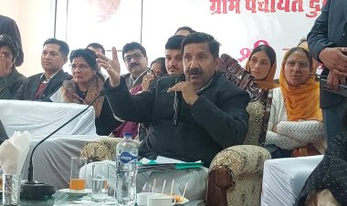 सरकार गांव के द्वार कार्यक्रम में उप मुख्यमंत्री मुकेश अग्निहोत्री ने दुलैहड़ में सुनी जन समस्याएँ, मौक़े पर किया समाधान