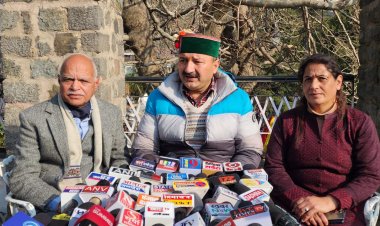 व्यवस्था परिवर्तन क़े दौर में सरकारी स्वास्थ्य सुविधाएं चरमराई  : बलबीर वर्मा