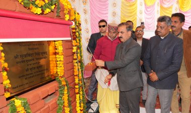 मुख्यमंत्री ने हमीरपुर जिला के भोरंज में 150 करोड़ रुपये की परियोजनाओं के लोकार्पण व शिलान्यास किए