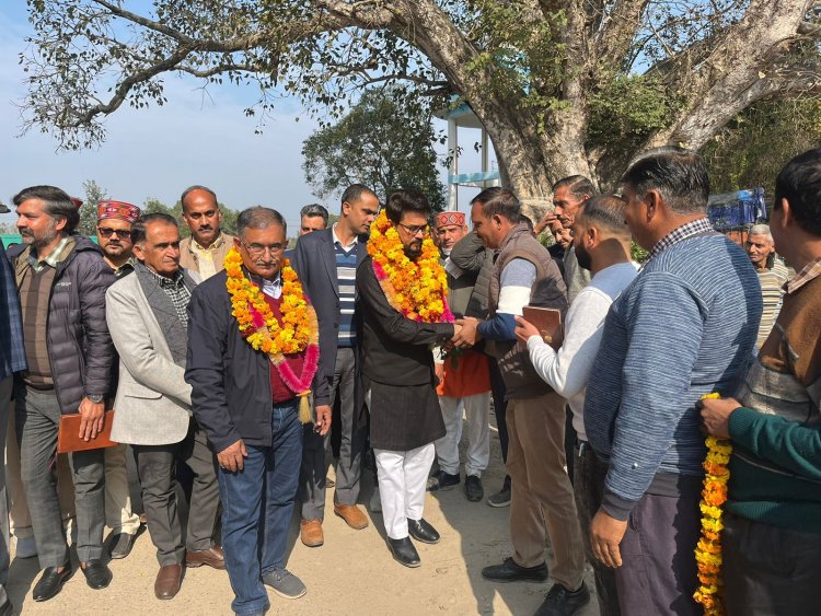 झूठी कांग्रेस की सभी गारण्टियाँ फेल: अनुराग ठाकुर
