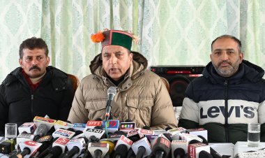 कांग्रेस अपने गिरेबान में झांके की कैसे उनका 43 उलट कर 34 हो गया