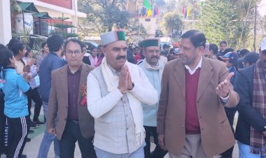 विधायक इंद्र दत्त लखनपाल ने किया क्रिकेट प्रतियोगिता का शुभारंभ