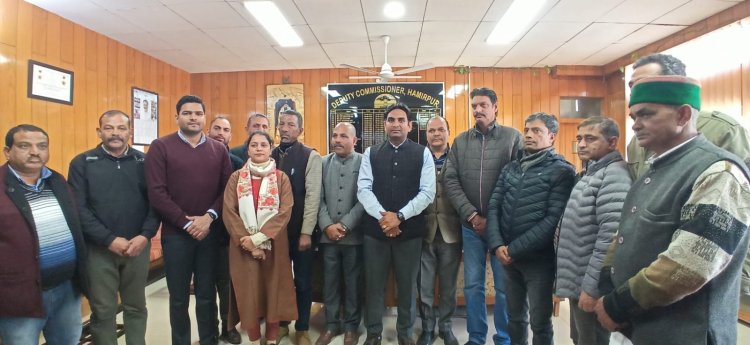 अजय शर्मा बने एपीएमसी हमीरपुर के अध्यक्ष