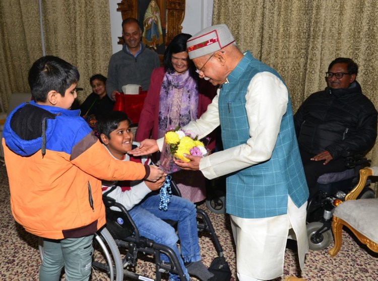 विख्यात फिल्म निर्देशक विवेक अग्निहोत्री होंगे आईएमडीआरसी के बांड एम्बेसेडर राज्यपाल ने ऑनलाईन जुड़कर दी बधाई