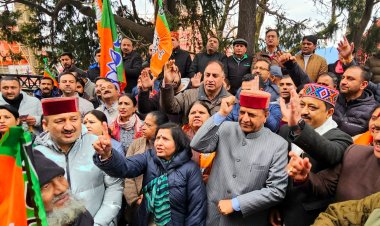 हिमाचल प्रदेश के मुखिया और प्रदेश के मुख्यमंत्री मानसिक संतुलन खो बैठे है: बलवीर वर्मा