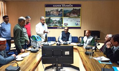 मतदाता जागरुकता कार्यक्रमों में मीडिया का सहयोग जरूरी: अमरजीत सिंह