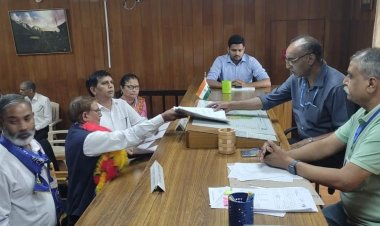 हमीरपुर संसदीय सीट के लिए 5 प्रत्याशियों ने दाखिल किए नामांकन पत्र