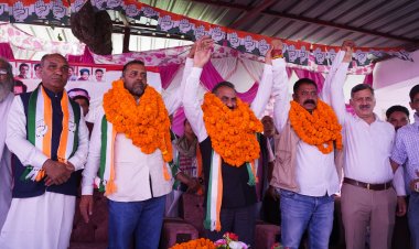 बिकाऊ पूर्व विधायक लखनपाल की जुबान मीठी, दिल काला : मुख्यमंत्री