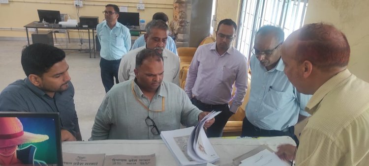 निर्वाचन आयोग के व्यय पर्यवेक्षक ने दिए कड़ी निगरानी के निर्देश